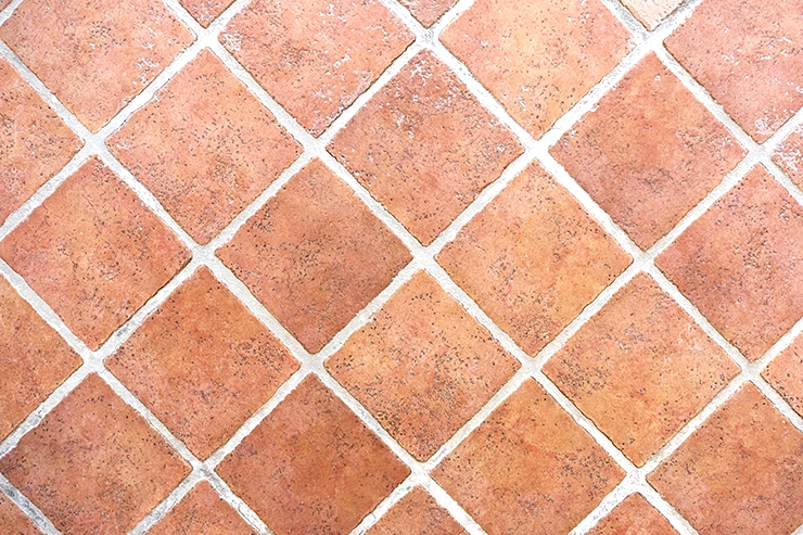 Un carrelage avec des joints de carrelage